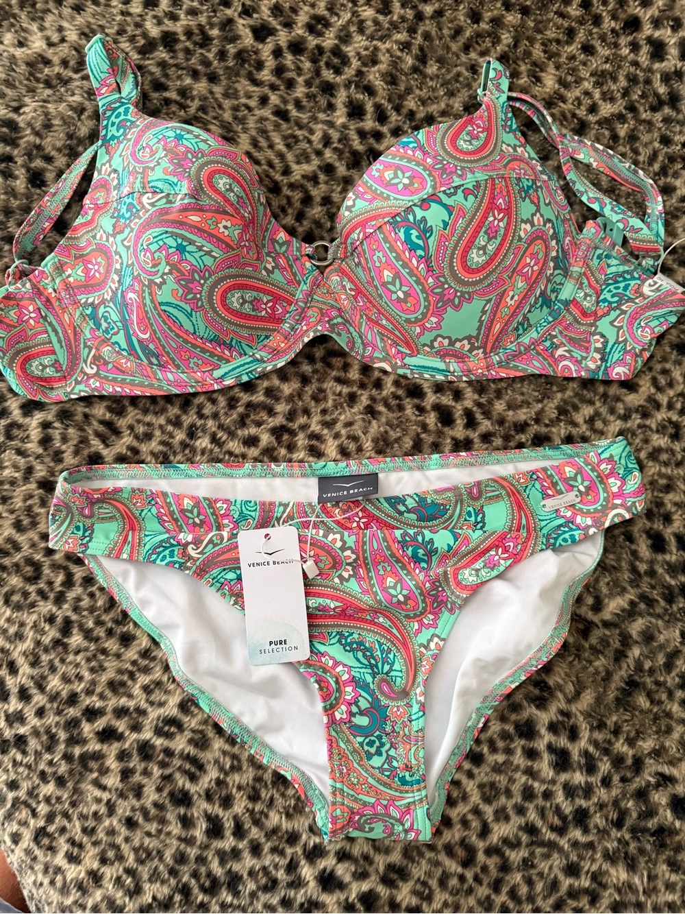 Women's Paisley Underwire Bikini Set in Teal & Pink